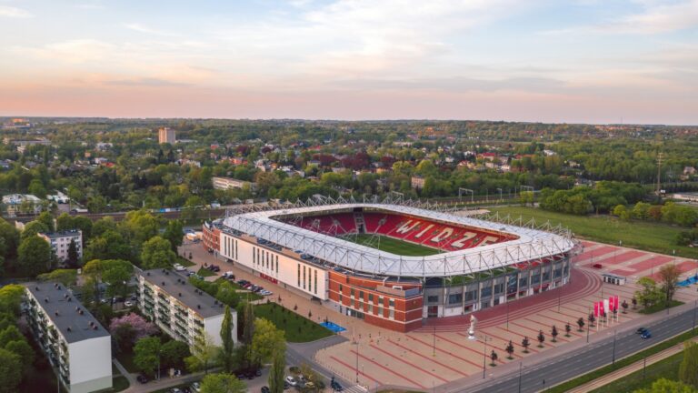 Nowe transfery w Ekstraklasie Nowe transfery w Ekstraklasie