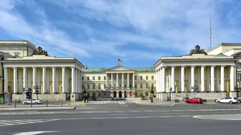 Dymisje w Urzędzie Miasta Warszawa