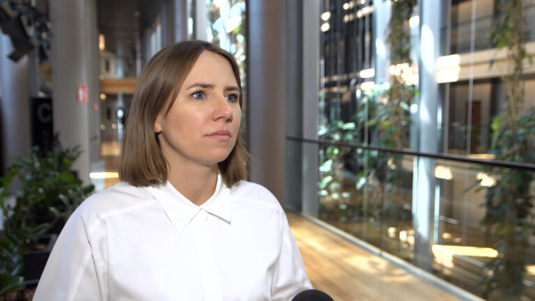 Przedstawienie projektu przez KE oznacza początek dyskusji nad nowym siedmioletnim budżetem.