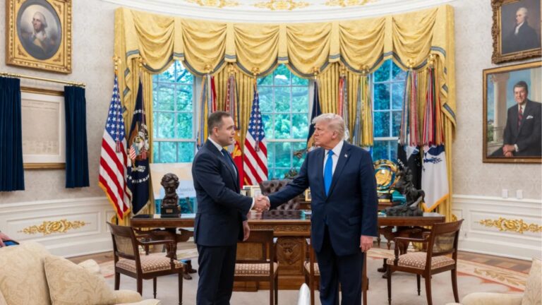 donald-trump-gratuluje-karolowi-nawrockiemu-wygrania-wyborow