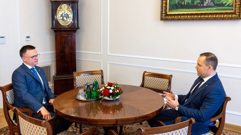 karol-nawrocki-spotkal-sie-z-marszalkiem-holownia