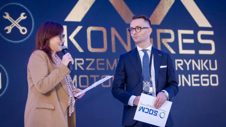 konferencja-na-temat-zmian-rynku-motoryzacyjnego