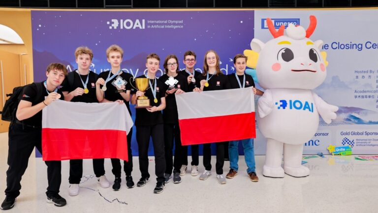polscy-licealisci-zwyciezcami-ii-miedzynarodowej-olimpiady-sztucznej-inteligencji