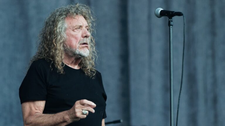 robert-plant-przypomina-ze-pozegnanie-z-led-zeppelin-mialo-juz-miejsce