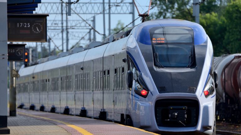 PKP wprowadza zmiany w rozkładzie pociągów